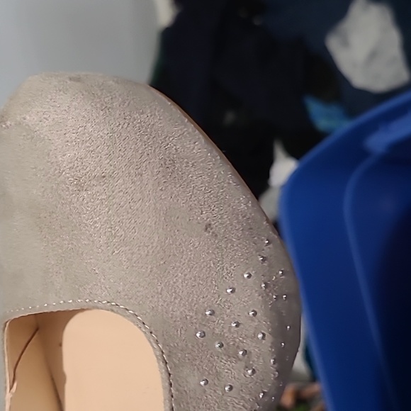 Studded Platform Heels - Picture 2 of 4